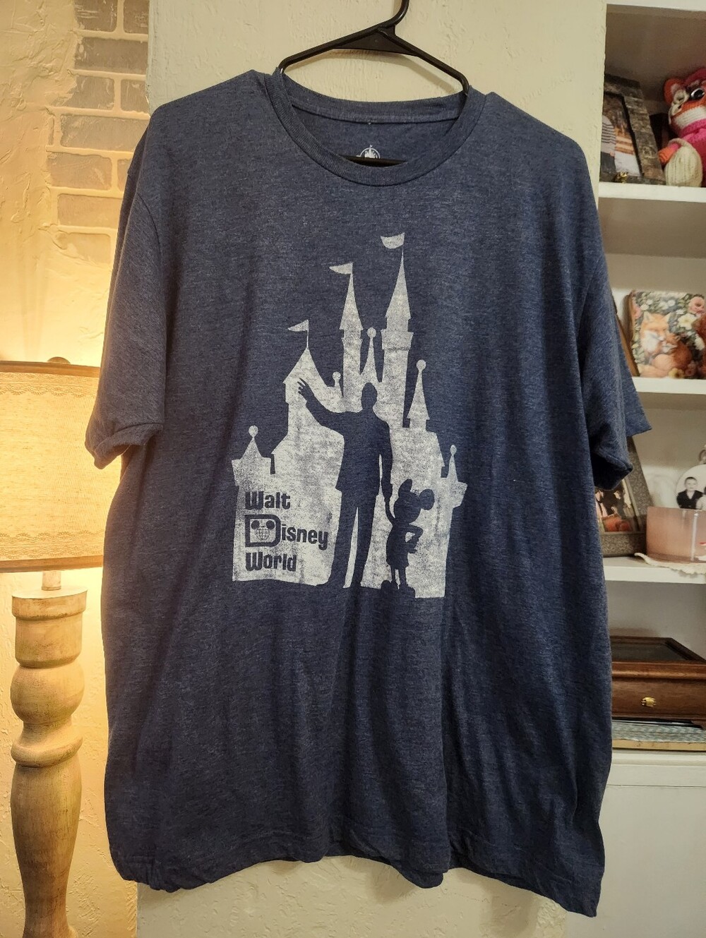 Disney Parks Castle & Mickey On Short Sleeve T-shirt Suze Xl